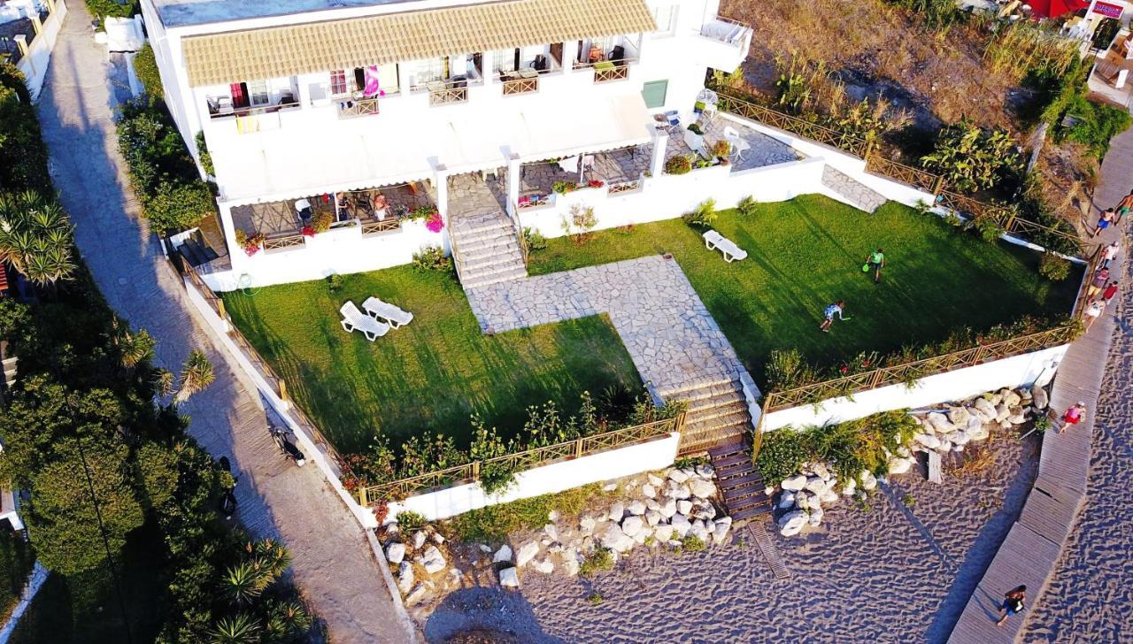 Nereides Apartments Agios Gordios  Dış mekan fotoğraf