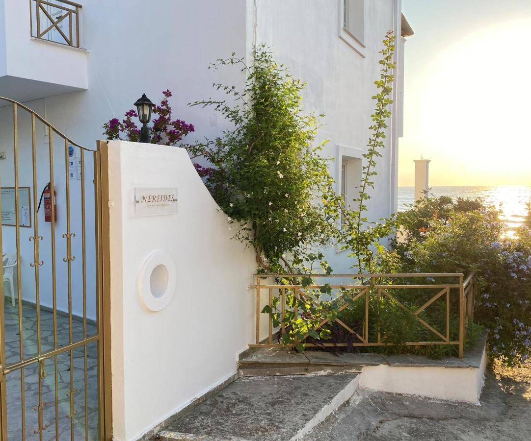 Nereides Apartments Agios Gordios  Dış mekan fotoğraf