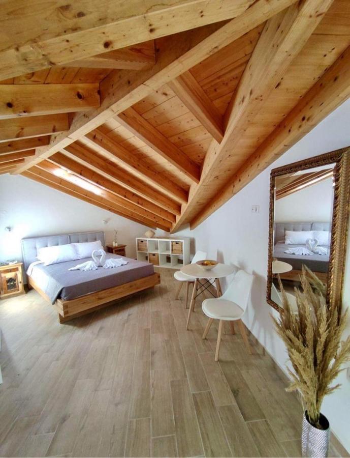 Nereides Apartments Agios Gordios  Dış mekan fotoğraf