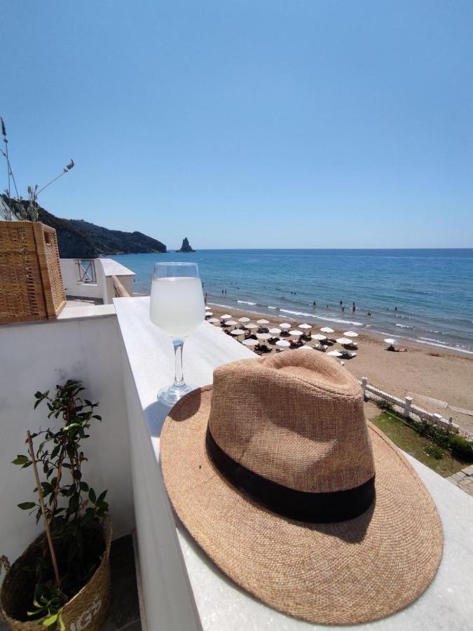 Nereides Apartments Agios Gordios  Dış mekan fotoğraf