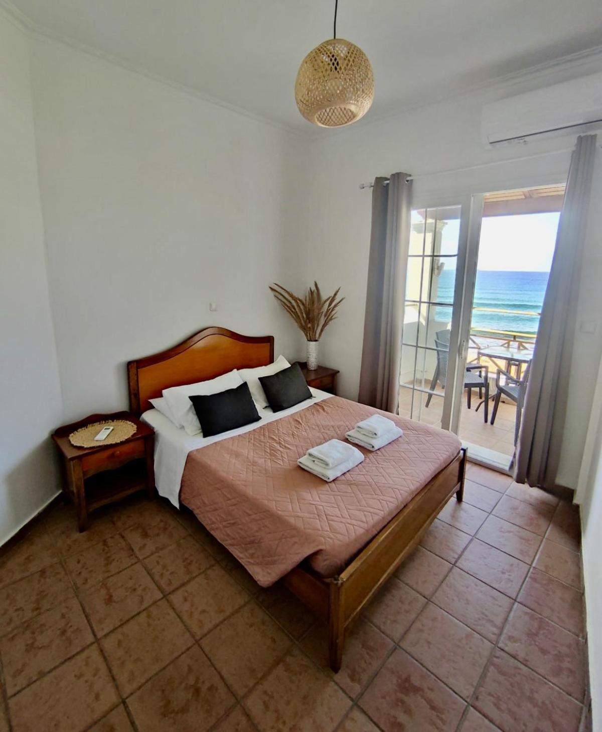 Nereides Apartments Agios Gordios  Dış mekan fotoğraf