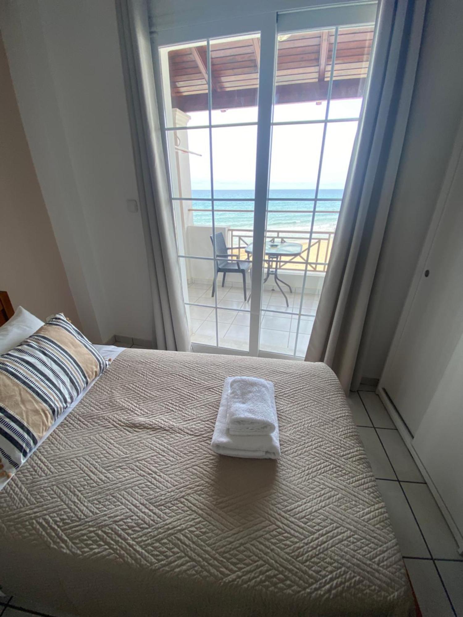 Nereides Apartments Agios Gordios  Dış mekan fotoğraf